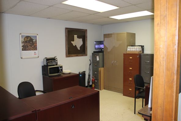 9305 U.S. 59, Victoria, TX 77905